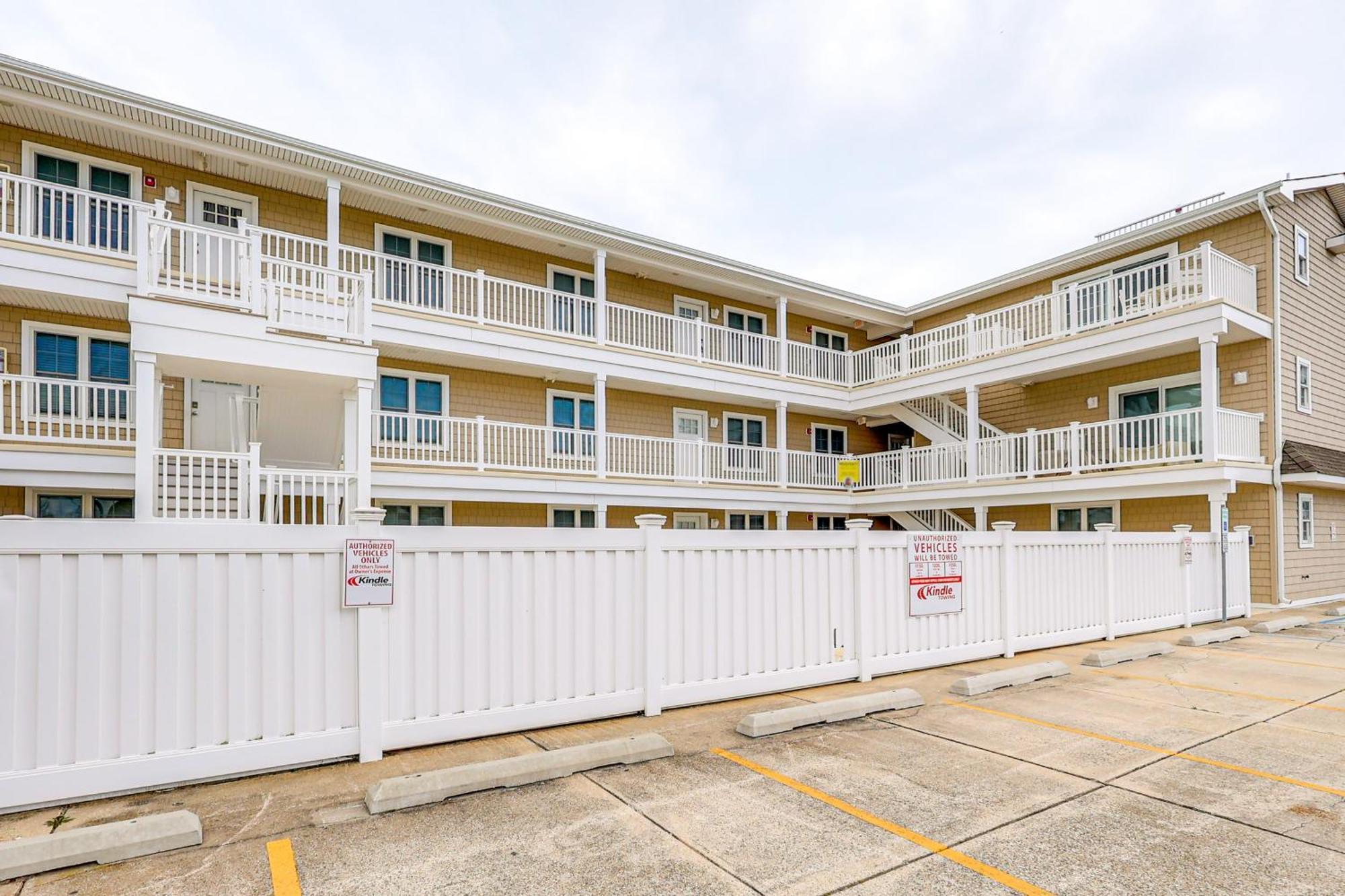 Wildwood Condo With Pool Access - Walk To Beach Zewnętrze zdjęcie